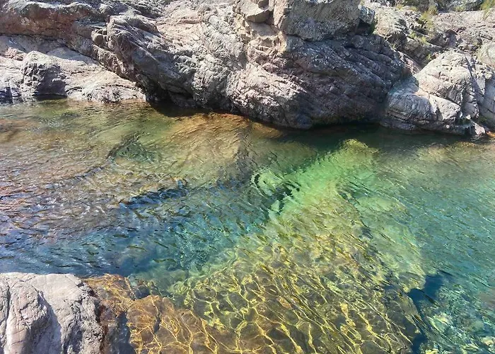Exceptionnelle Vue - Piscine - T2 *