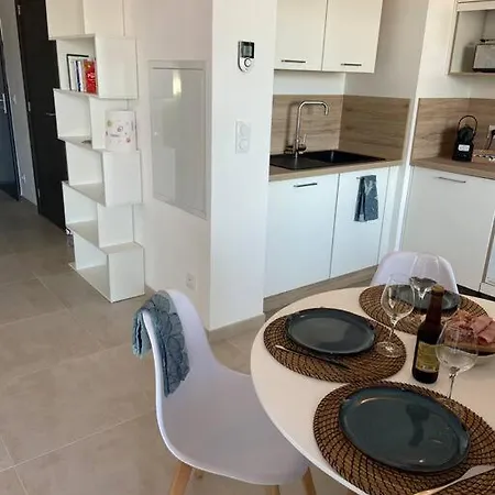 Exceptionnelle Vue Calvi - Piscine - T2 Apartment *