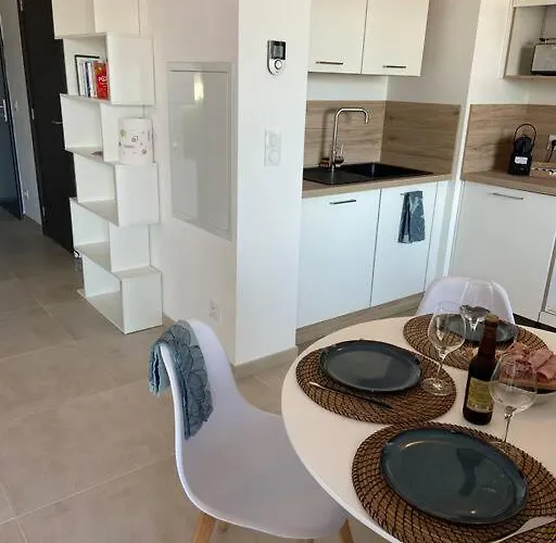 Exceptionnelle Vue - Piscine - T2 Apartment *